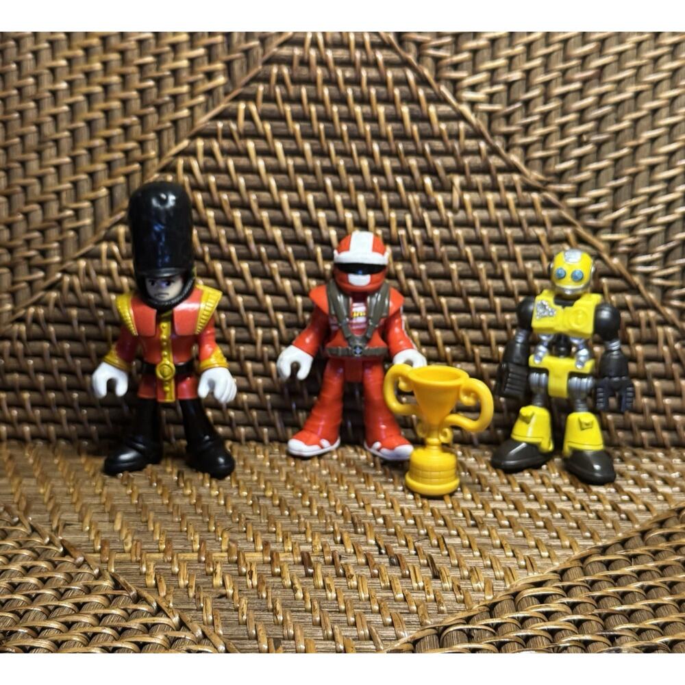 Fisher Price Imaginext Royal Guard Race car Driver Robot Series 1 Blind Bag